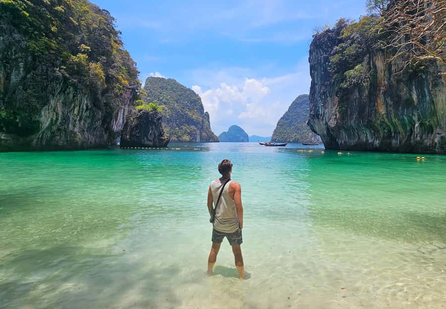 Krabi: Island Hopping Tour by Private Longtail Boat - Price and park fees: the real budget check