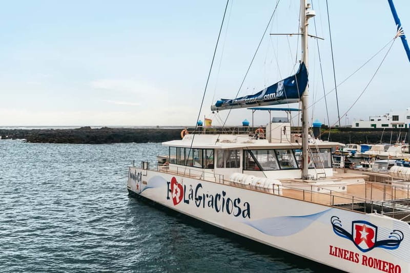 La Graciosa: Island Cruise with Lunch and Water Activities - How the day runs: pickup to ferry to catamaran timing