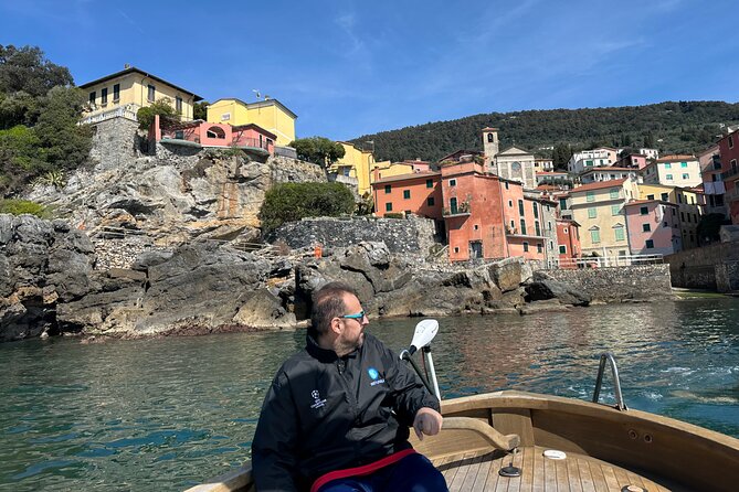 La Spezia & Portovenere boat tour and the 3 Islands with aperitif - Aperitif on board: focaccia, wine/Prosecco style drinks, and music