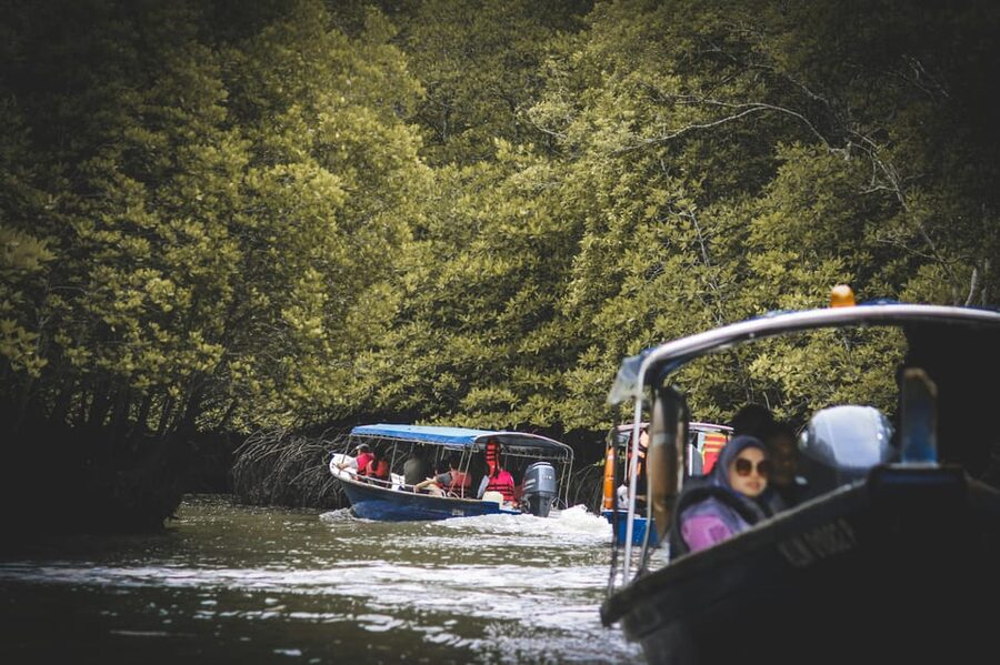 Langkawi: Island Hopping Shared Boat Tour - Guided stop #1: Jeti Teluk Baru setup and what the first minutes feel like