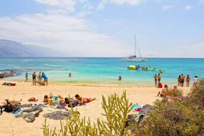 Lanzarote: La Graciosa island cruise with lunch and water activities - Getting to Órzola and onto the catamaran: timing and what you should pack