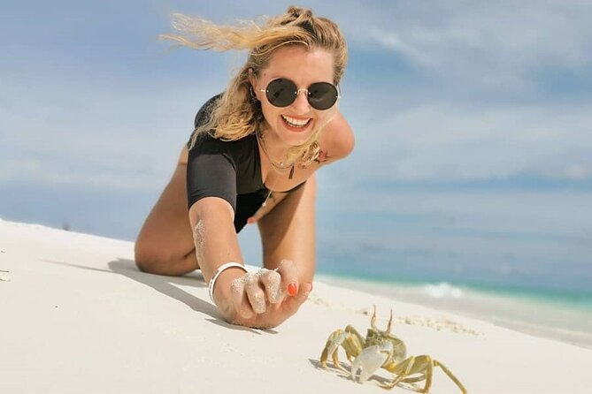 Maafushi: Full Day Snorkeling and Island Hopping Experience - Food, crew, and small comforts on a tight 6-hour itinerary