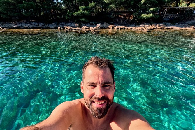 Makarska: 3-Island Speedboat Tour with Cave and Blue Lagoon - Žirje Beach on Brač: your last chance to slow down