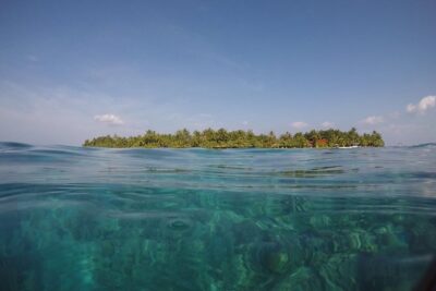 Multi-Day Maldives Island Hopping Tour - Meeting Male the Local-Way: Capital Morning, Then South Male Island Life
