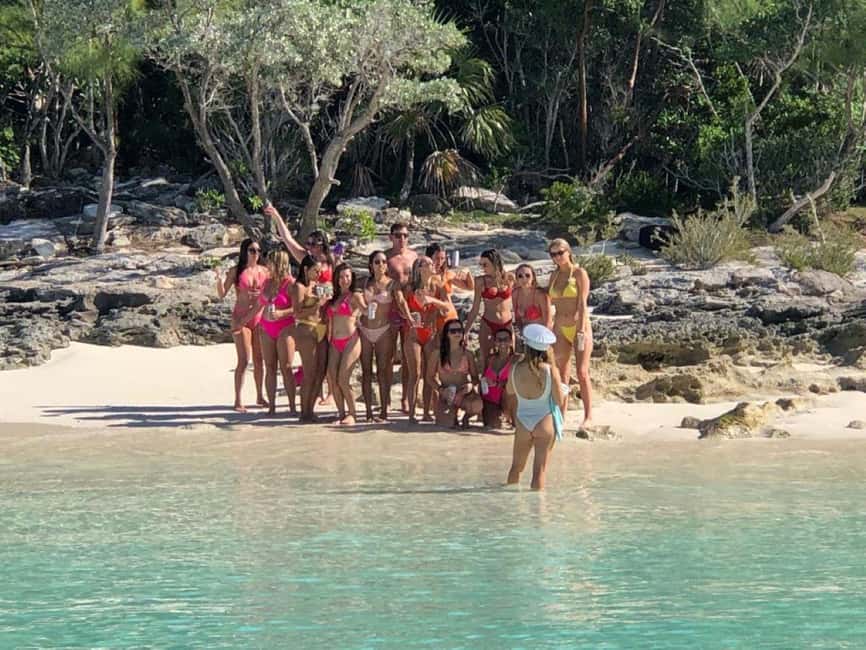 Nassau: 3 Islands Tour, Snorkel, Pig Beach, Turtles & Lunch - Snorkeling gear and water reality: how to set yourself up