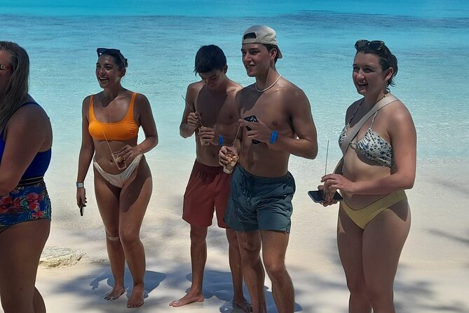 Nassau, Private Swimming Pig, Island Hopping, Snorkeling, Turtles - Gilligan’s Island: A Classic TV-Era Photo Stop on a Sandy Cay