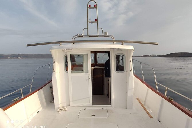 Naxos private fishing trips, lunch on board & island hopping - Island hopping around southeast Naxos and the Small Cyclades