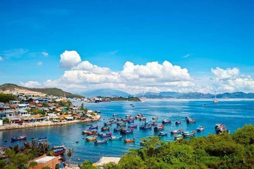 Nha Trang: 3 Islands Tour with Mud or Beach Fun - Bai Tranh Beach: Swim, Sun, and Optional Water Fun
