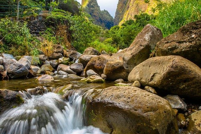 One Day Heavenly Hana Tour: Island Hopping from Oahu to Maui - Quick hits before you go