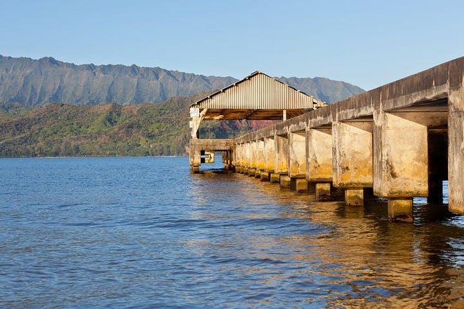One-Day Tour Hawaii Movie Tour: Island Hopping from Oahu to Kauai - Catching Kauai Through a Movie Lens