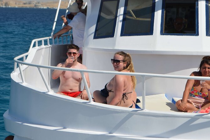Orange Bay Island Cruise with Breakfast, Lunch and Drinks - Pickup, ferry ride, and group size: smoother than most day trips