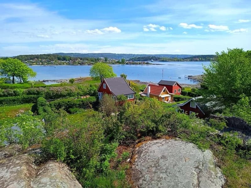 Oslo: Hovedøya and Nakholmen Island Hopping Tour - Hovedøya: monastery ruins, forest walks, and a possible beach break