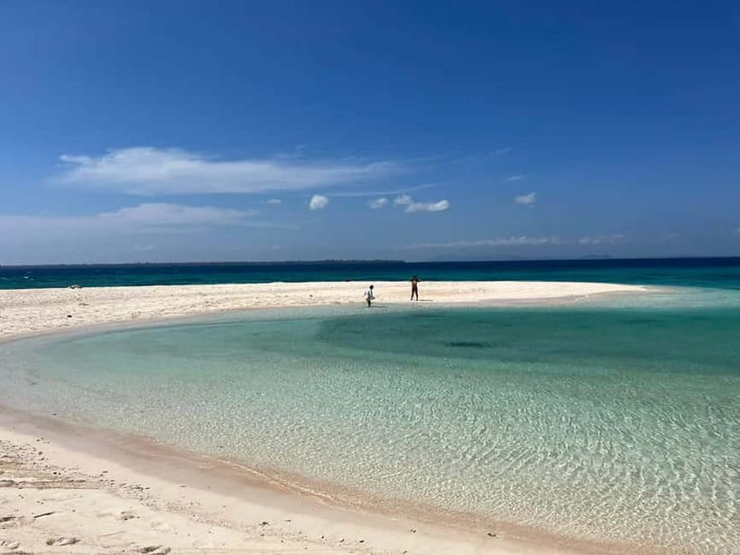 PALAWAN: Balabac Island Hopping with Full board Meals - Onok Sea Wall and the giant clam spot: the reef edge effect