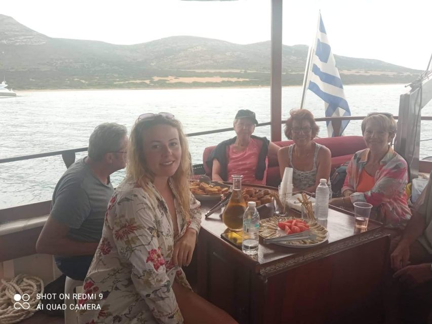 Paros: Traditional Gulet Shared or Private Island Cruise - Snorkeling gear included: how to use it without overthinking