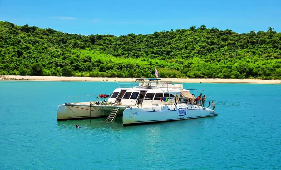 Pattaya: 3 Islands Catamaran Tour with Buffet Lunch - Should you book this Pattaya 3-Islands catamaran tour?