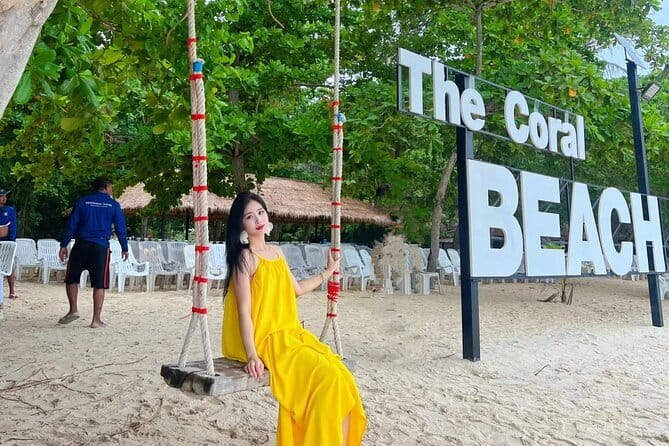 Pattaya: 3 Islands one day trip on Catamaran with Lunch - Koh Ped monkeys and scenic views: fun, but go gently