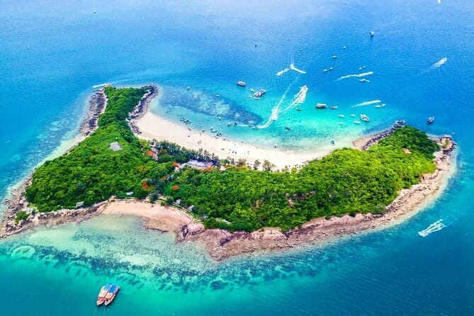 Pattaya: 3 Islands one day trip on Catamaran with Lunch - Lunch on the water: Thai buffet, BBQ, and all the drink support you need