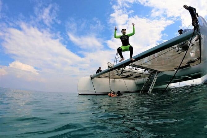 Pattaya: 3 Islands one day trip on Catamaran with Lunch - Boat comfort, group size, and what the included food really means