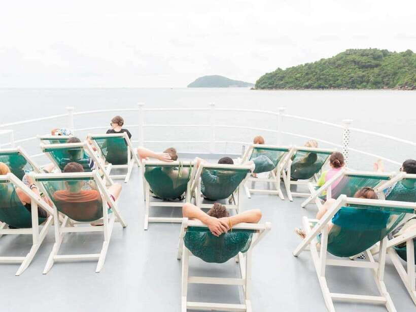 Phu Quoc: 3 Islands Trip Snorkeling by Speed Boat - May Rut Trong Island: Lunch, White Sand Lagoon, and Time to Reset