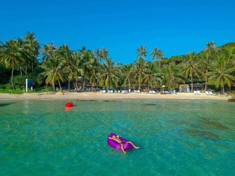Phu Quoc: Cable Car Ride and 3 Islands Boat Tour with Lunch - May Rut Trong Island: White Sand Lagoon and Beach Bar Break