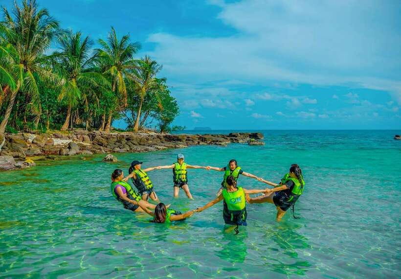 Phu Quoc: Cable Car Ride and 3 Islands Boat Tour with Lunch - Price and Value: Is $61 a Good Deal?