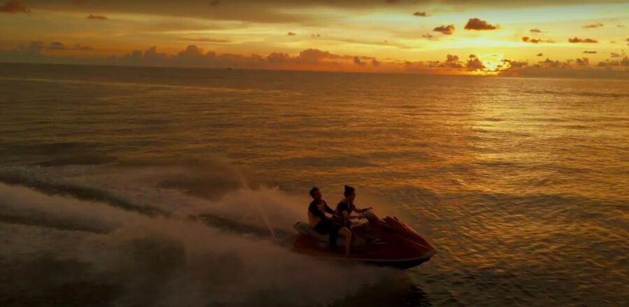 Phu Quoc: Explore 3 Islands & Parasailing and Jetski Combo - SUP and kayak check-in, plus extra photo moments