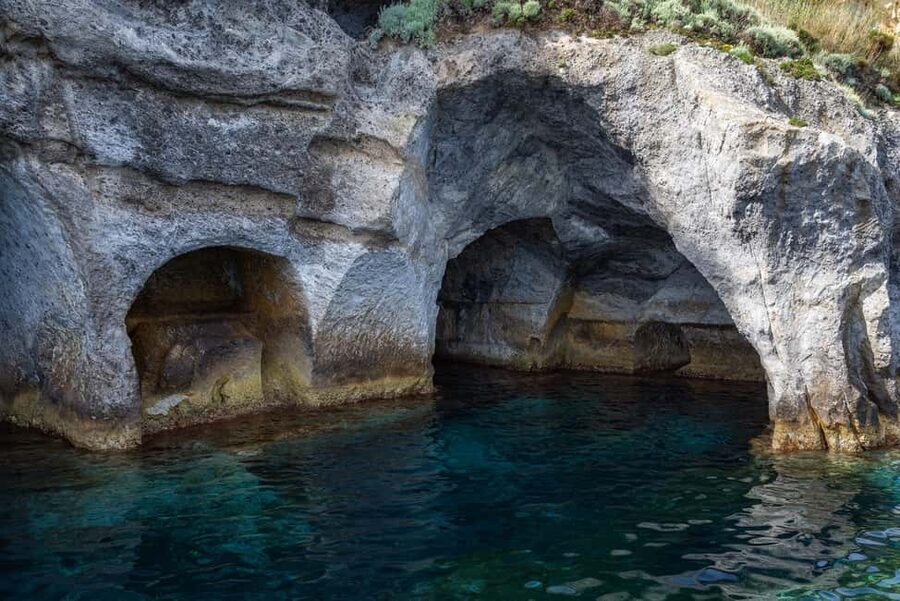 Ponza: Palmarola & Ponza Island Cruise with Swimming & Lunch - Key things I’d plan around on this Ponza and Palmarola cruise