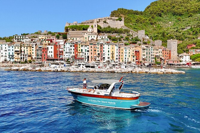 Portovenere & Three Islands Small Group Boat Tour from La Spezia - The snacks and drinks: why they’re part of the value