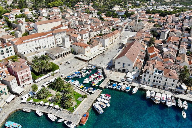 Private 3 islands Tour With Speed boat to Hvar and Pakleni islands from Trogir - Saint Stephen’s Cathedral (15 minutes): peace inside the stops