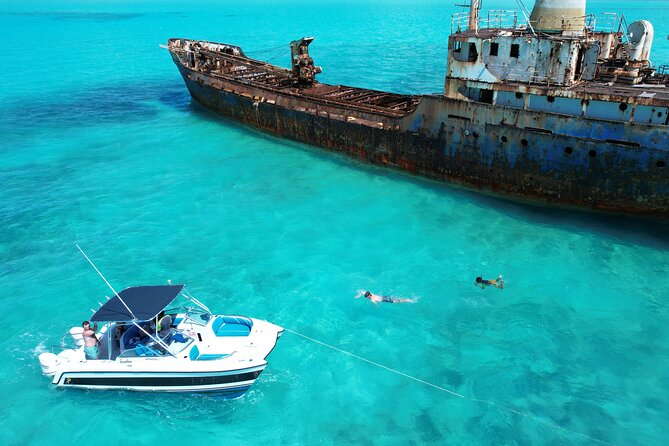 Private Boat Island Hopping & Snorkeling in Turks & Caicos 4Hrs - Key highlights at a glance