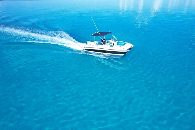 Private Boat Island Hopping & Snorkeling in Turks & Caicos 4Hrs - Little Water Cay and Half Moon Bay: beach time plus rock iguanas