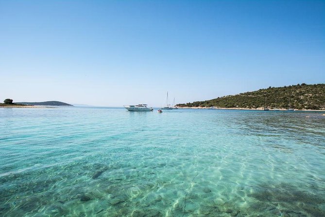 Private Full-Day 3 islands tour with snorkelling - Meeting in Split: quick boat start, minimal fuss