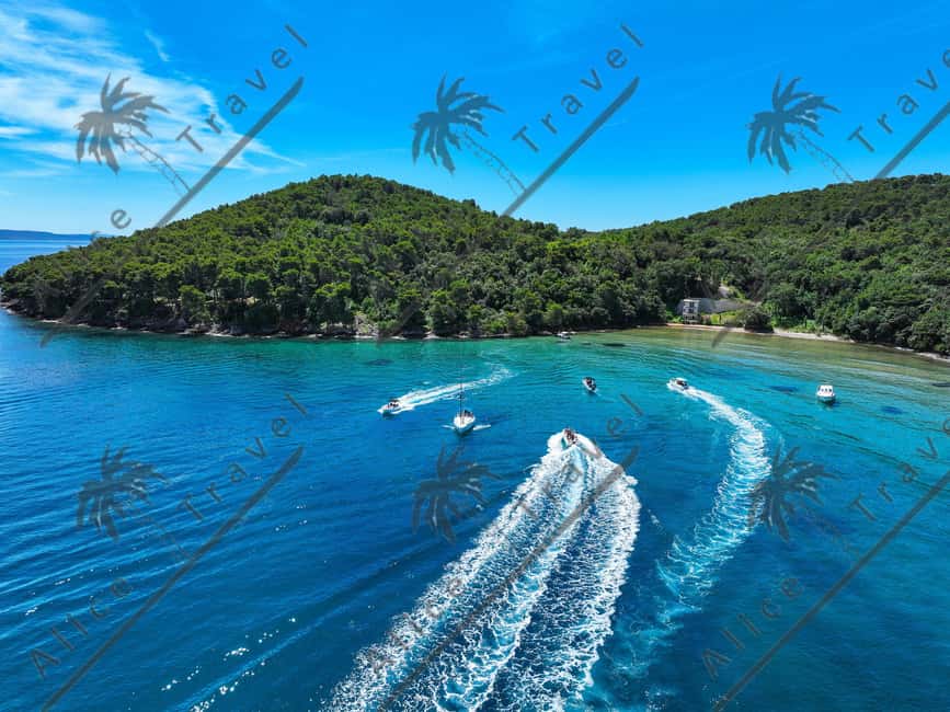 Private Island Hopping Boat tour around Zadar with Drinks - From Foša: how this private Zadar boat day starts