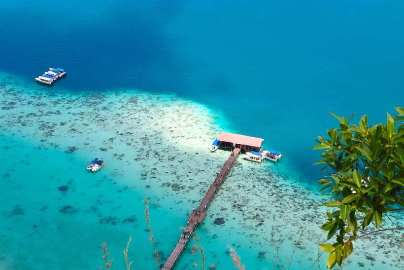 Semporna: Bohey 3 Islands Hike, Snorkel/Dive Tour with Lunch - Sibuan Island snorkeling: the remote bay where you actually slow down