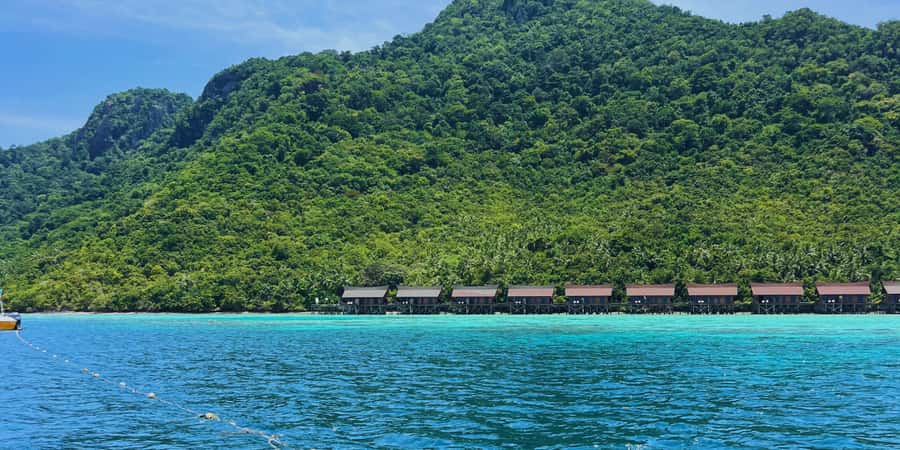 Semporna : Island Hopping Semporna Adventure - Price and value: what $100 includes, and what can make it feel expensive