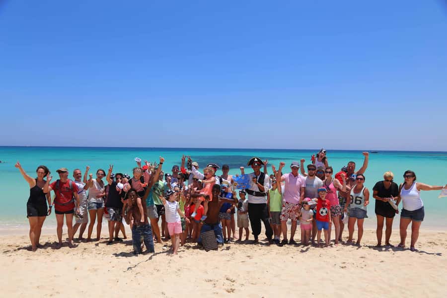 Sharm El-Sheikh: Luxury Ras Mohammed & White Island Cruise - Guides, safety, and equipment: the difference between okay and excellent