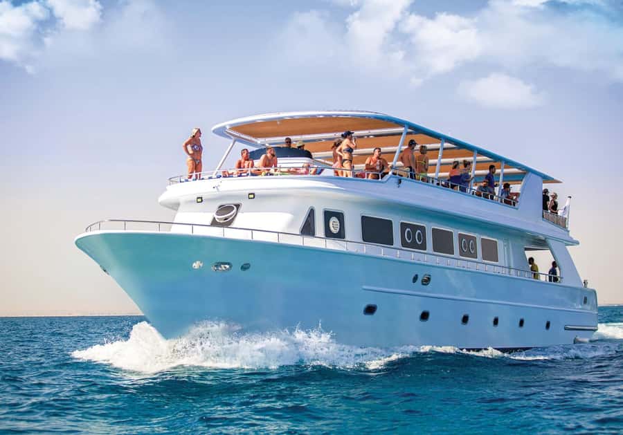Sharm El-Sheikh: Luxury Ras Mohammed & White Island Cruise - Timing, boat comfort, and what the 6–7 hours really feel like