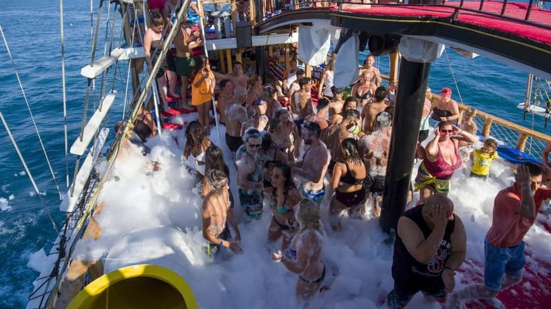Side: Dolphins Island Cruise with Swimming Stops and Lunch - Key things to know before you go