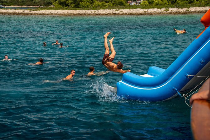 Slatine - Island Hopping Excursion (Trogir/Blue Lagoon/Shipwreck) - Food and drinks: lunch plus the whole-day bar (minus beer)