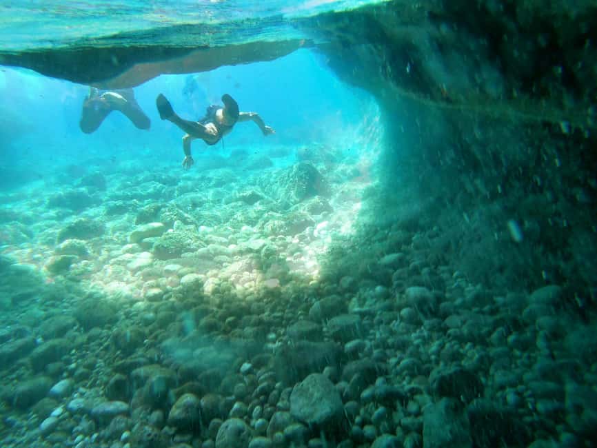 Split: Blue Lagoon & 3 Island Cruise with Snorkeling - Šolta’s Maslinica and the Labaduza beach break: two different island moods
