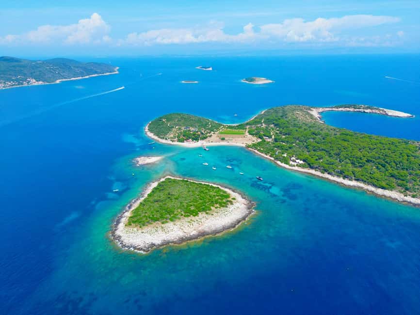 Split: Blue Lagoon & 3 Island Cruise with Snorkeling - On-board comfort and crew energy: what you’ll notice fast