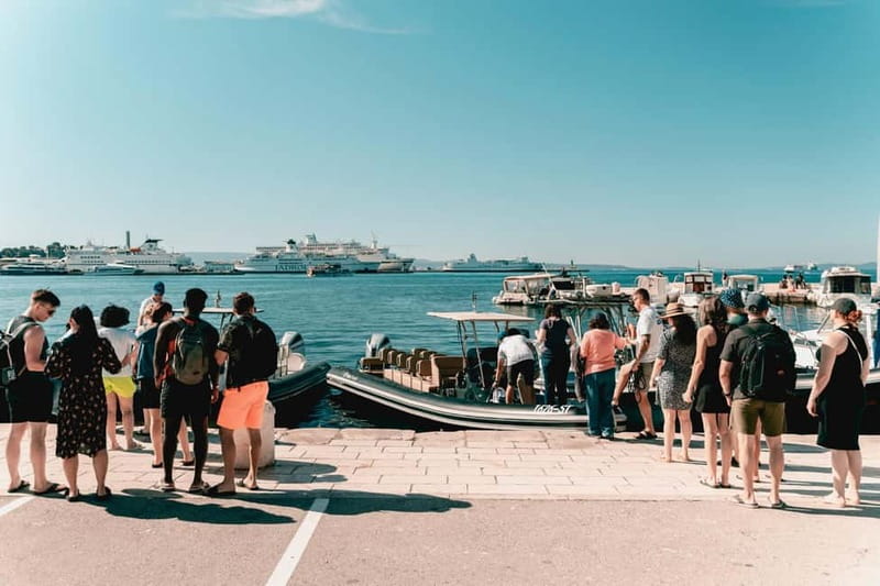 Split: Blue Lagoon & 3 Islands Small Group Speedboat Tour - Getting to Toto Travel and finding your boat