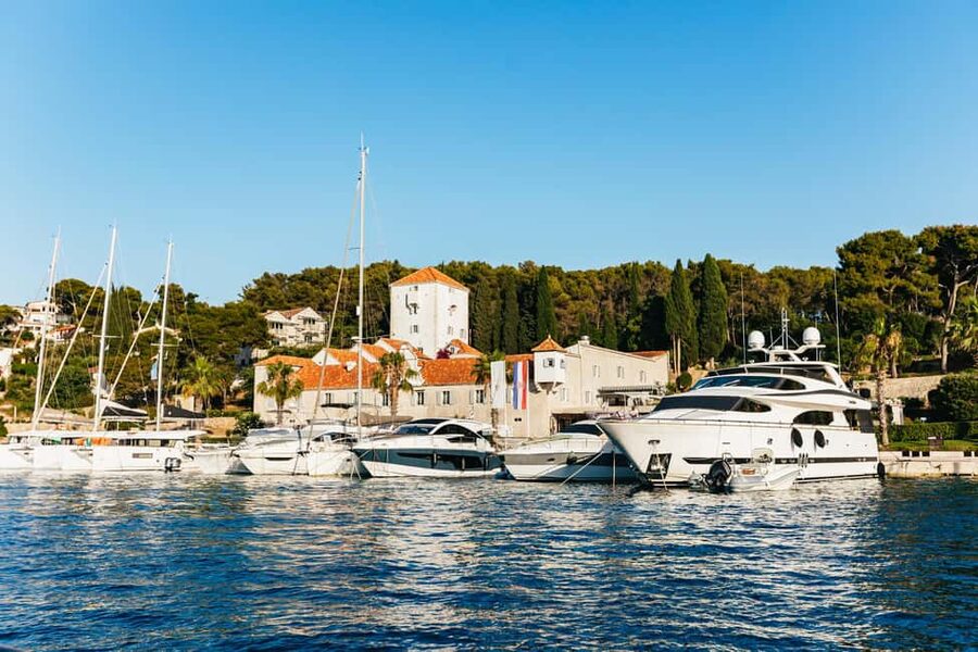 Split/Trogir: Blue Lagoon and 3 Islands Speedboat Tour - Who should book this and who should skip it