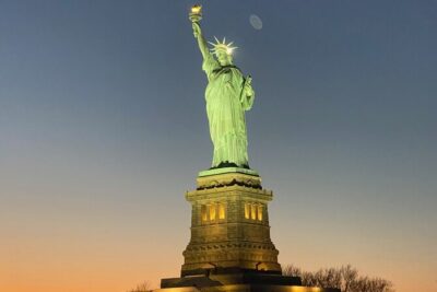 Statue of Liberty Ellis Island Cruise with One World Trade Ticket - What the 3-hour cruise really covers (and what it doesn’t)