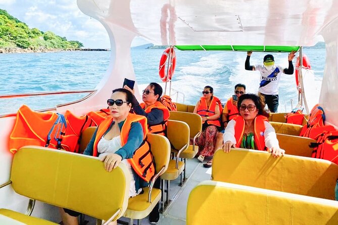 Three Islands Canoe Tour in Phu Quoc - Stop 4: Mây Rút Island (about 3 hours, lunch + relax)