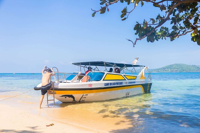 Three Islands Canoe Tour in Phu Quoc - Stop 5: An Thới port + transfer back (about 1 hour)