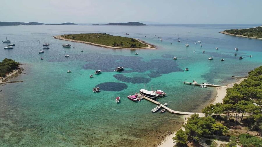 Trogir: Blue Lagoon and 3 Islands Speedboat Tour - Key things you’ll notice on this speedboat day