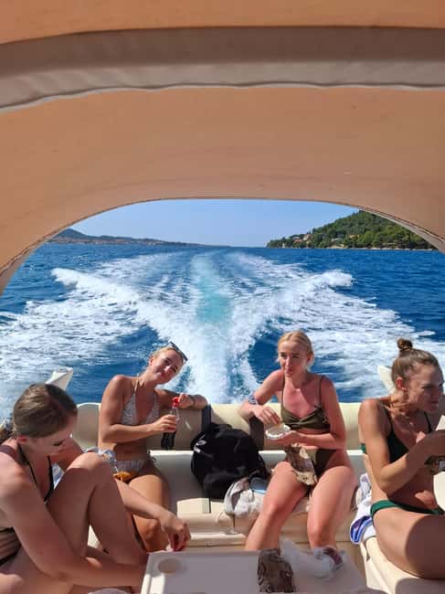 Zadar: 3 Islands Half-Day Boat Tour with Snorkeling & Fruit - Swimming and snorkeling: what you gain (and what you should check)