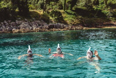Zadar: 3 Islands Luxury Boat Tour with Aperol Spritz - Ošljak: a small inhabited island with a quiet pulse