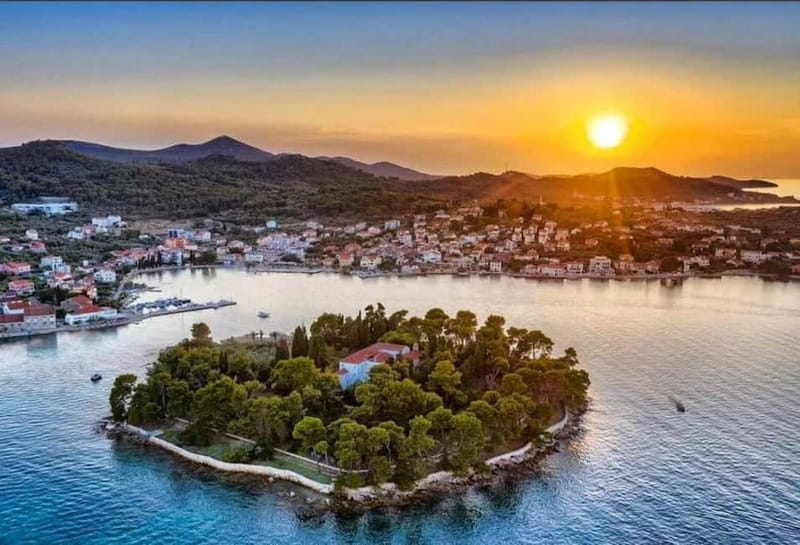Zadar: 3 Islands SpeedBoat Tour with Snorkeling and Drinks - Why this Zadar 3-Islands speedboat feels like a best-of Adriatic day